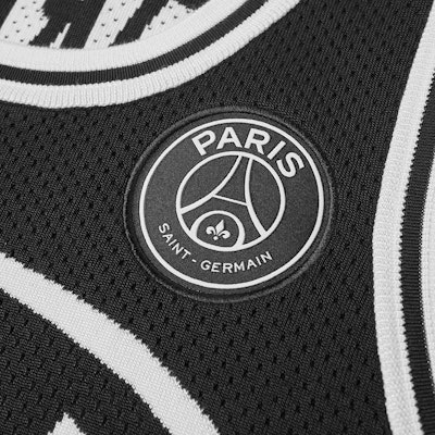 Paris Saint-Germain x Jordan Flight Jersey 23 Black White Lookbook Paris Saint-Germain x Jordan Flight Jersey 23 Black White