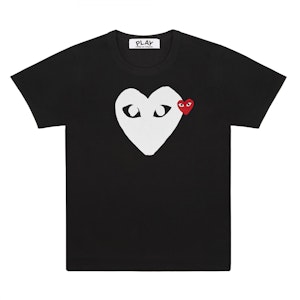 コムデギャルソン 白ハート赤ワッペンTシャツ (黒)
Buy コムデギャルソン 白ハート赤ワッペンTシャツ (黒)