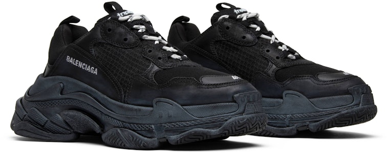 2018 발렌시아가 트리플 S 트레이너 '트리플 블랙' 512176 W09O1 1000 Cheap 2018 발렌시아가 트리플 S 트레이너 '트리플 블랙' 512176 W09O1 1000