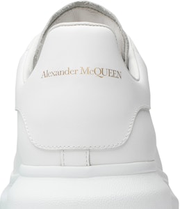Alexander McQueen Oversized Sneaker 'White' 2019 Kasut Putih Lelaki/Wanita 553680WHGP59000 Sizing Alexander McQueen Oversized Sneaker 'White' 2019 Kasut Putih Lelaki/Wanita 553680WHGP59000