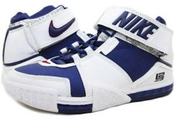 Nike Zoom LeBron 2 'Midnight Navy' Tengah Malam Biru 309378-441 Lookbook Nike Zoom LeBron 2 'Midnight Navy' Tengah Malam Biru 309378-441