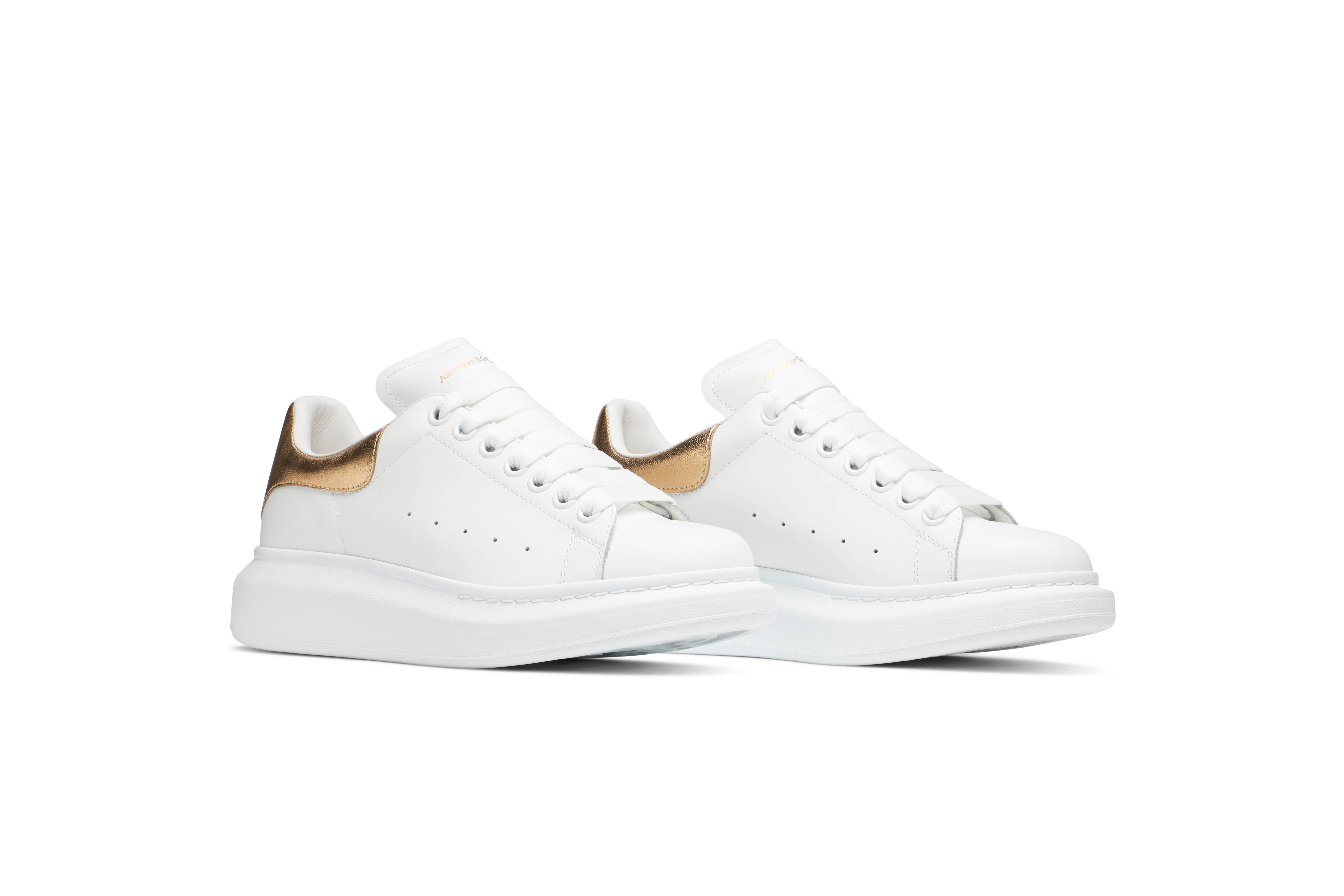 Cheap (W) 알렉산더 맥퀸 오버사이즈 스니커즈 '화이트 라이트 골드' 553770WHFBU9075