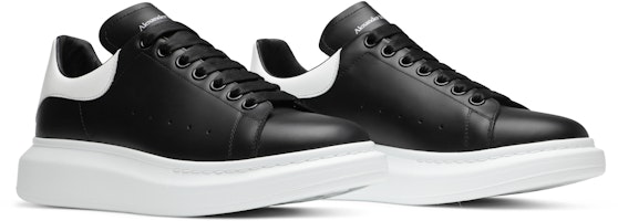 (W) アレキサンダー・マックイーン オーバーサイズスニーカー 黒白 553770WHGP51070 Cheap (W) アレキサンダー・マックイーン オーバーサイズスニーカー 黒白 553770WHGP51070