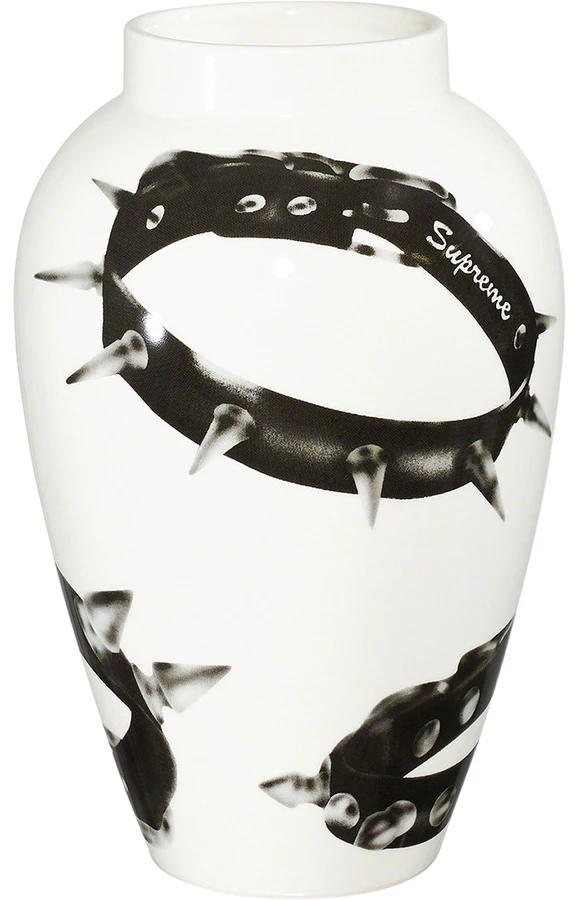 supreme-studded-collars-vase-white