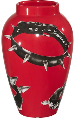 Jarrón Rojo Supreme con Collares Tachonados Buy Jarrón Rojo Supreme con Collares Tachonados