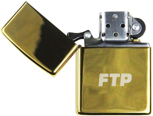 FTPゴールドロゴライター (ゴールド)
Lookbook FTPゴールドロゴライター (ゴールド)