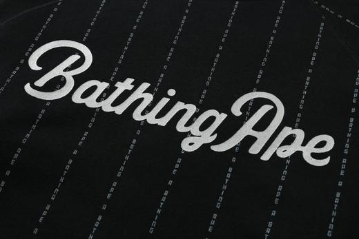 Lookbook BAPE Krew Leher Bulat Jalur Teks Hitam