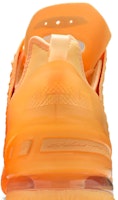 Nike LeBron 18 'Tono Melón' DB8148-800/DB8148-801/DB7644-801 Sizing Nike LeBron 18 'Tono Melón' DB8148-800/DB8148-801/DB7644-801