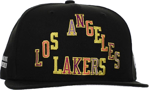 村上隆 ComplexCon x 洛杉矶湖人三角帽 黑色 Buy 村上隆 ComplexCon x 洛杉矶湖人三角帽 黑色