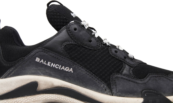 발렌시아가 트리플 S 블랙레드 (Balenciaga Triple S Black Red) 483513 W06E1 1000 Order 발렌시아가 트리플 S 블랙레드 (Balenciaga Triple S Black Red) 483513 W06E1 1000