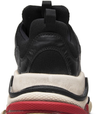 발렌시아가 트리플 S 블랙레드 (Balenciaga Triple S Black Red) 483513 W06E1 1000 Sizing 발렌시아가 트리플 S 블랙레드 (Balenciaga Triple S Black Red) 483513 W06E1 1000