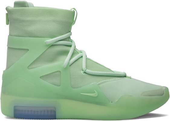 Frosted 2025 spruce nike