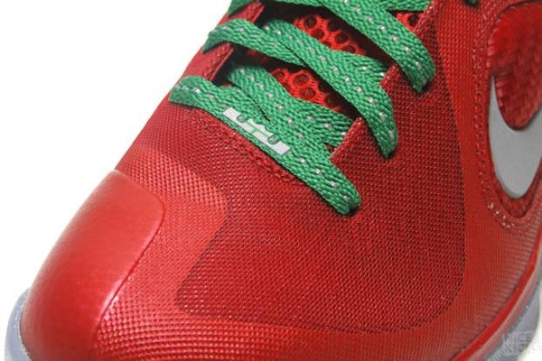 Nike LeBron 9 'Christmas' 469764-602 Shop Nike LeBron 9 'Christmas' 469764-602