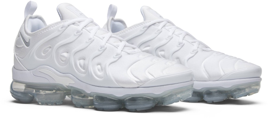 Nike air vapormax plus sales white platinum & grey
