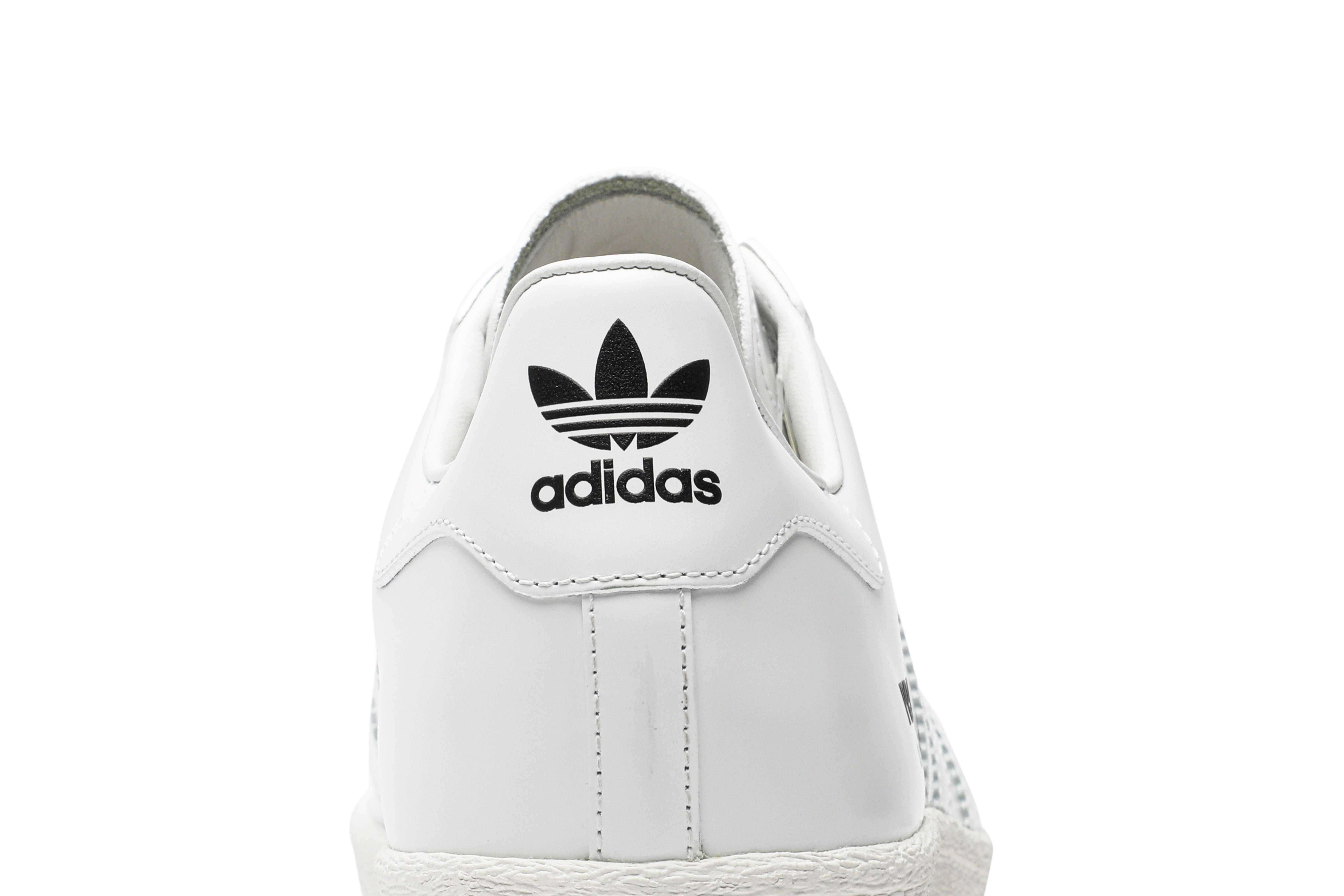 Sizing Prada x adidas Superstar 'Putih' FW6683 - Kolaborasi Eksklusif
