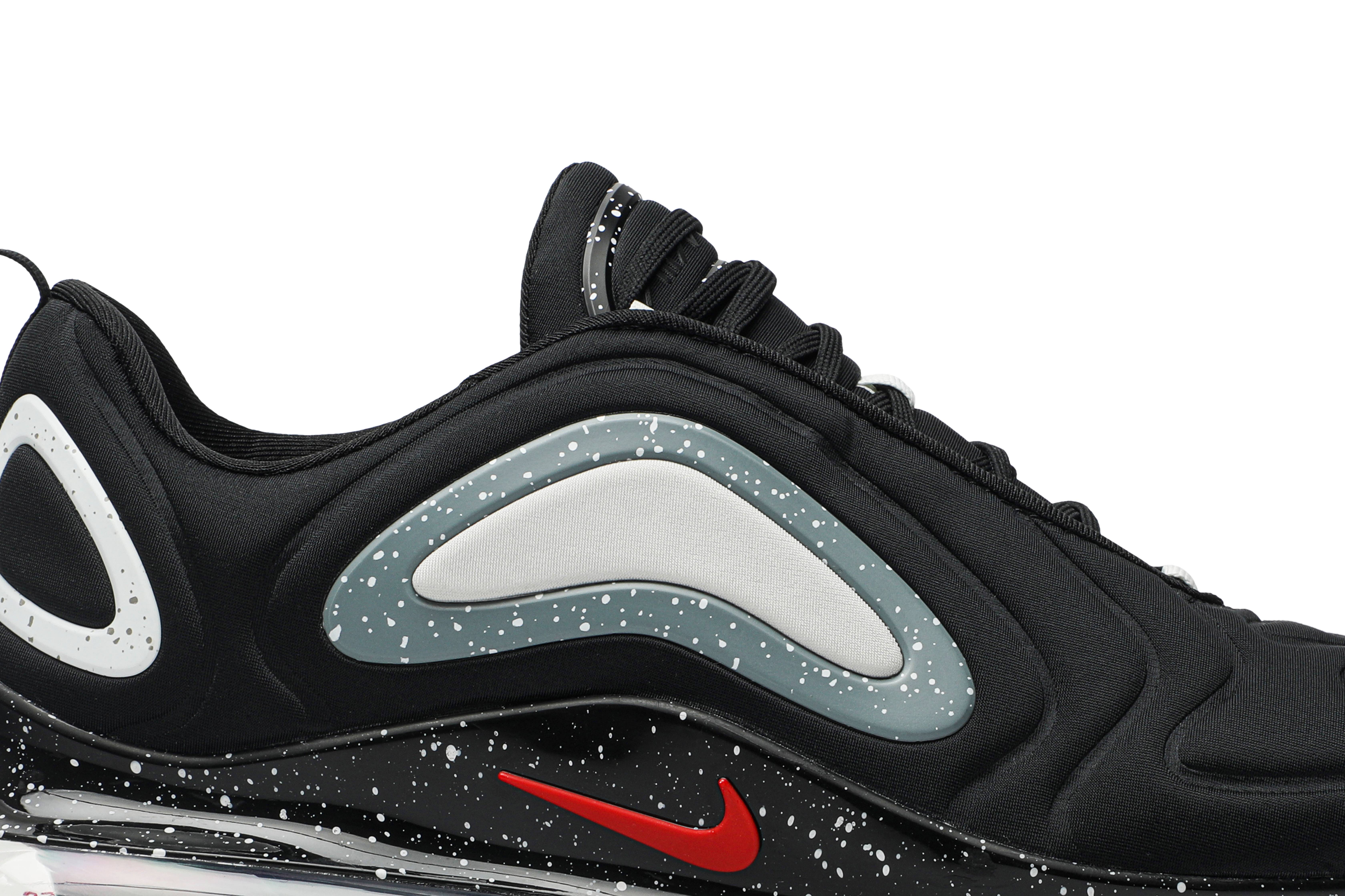 UNDERCOVER x Nike Air Max 720 'Black 
