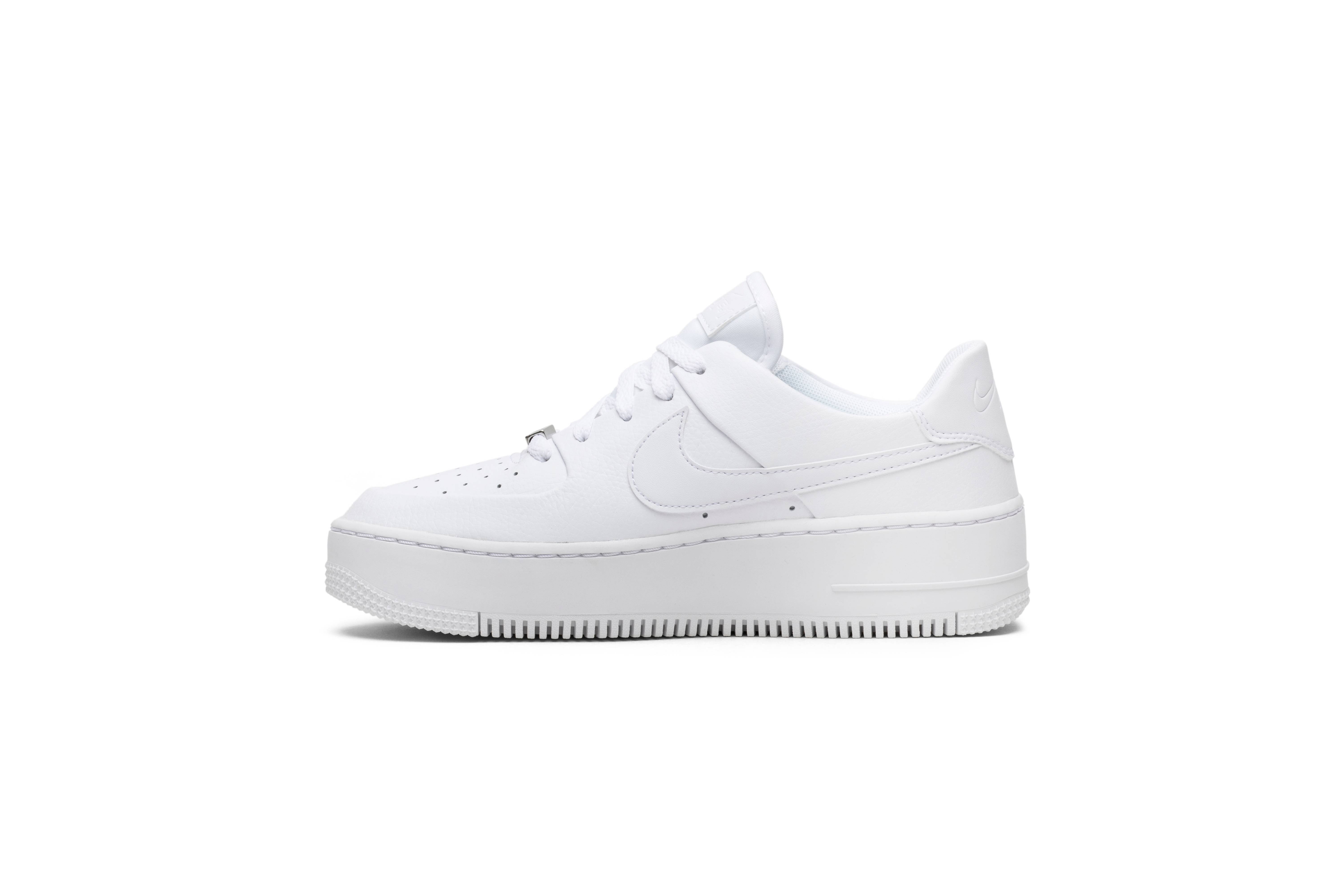 wmns air force 1 sage xx