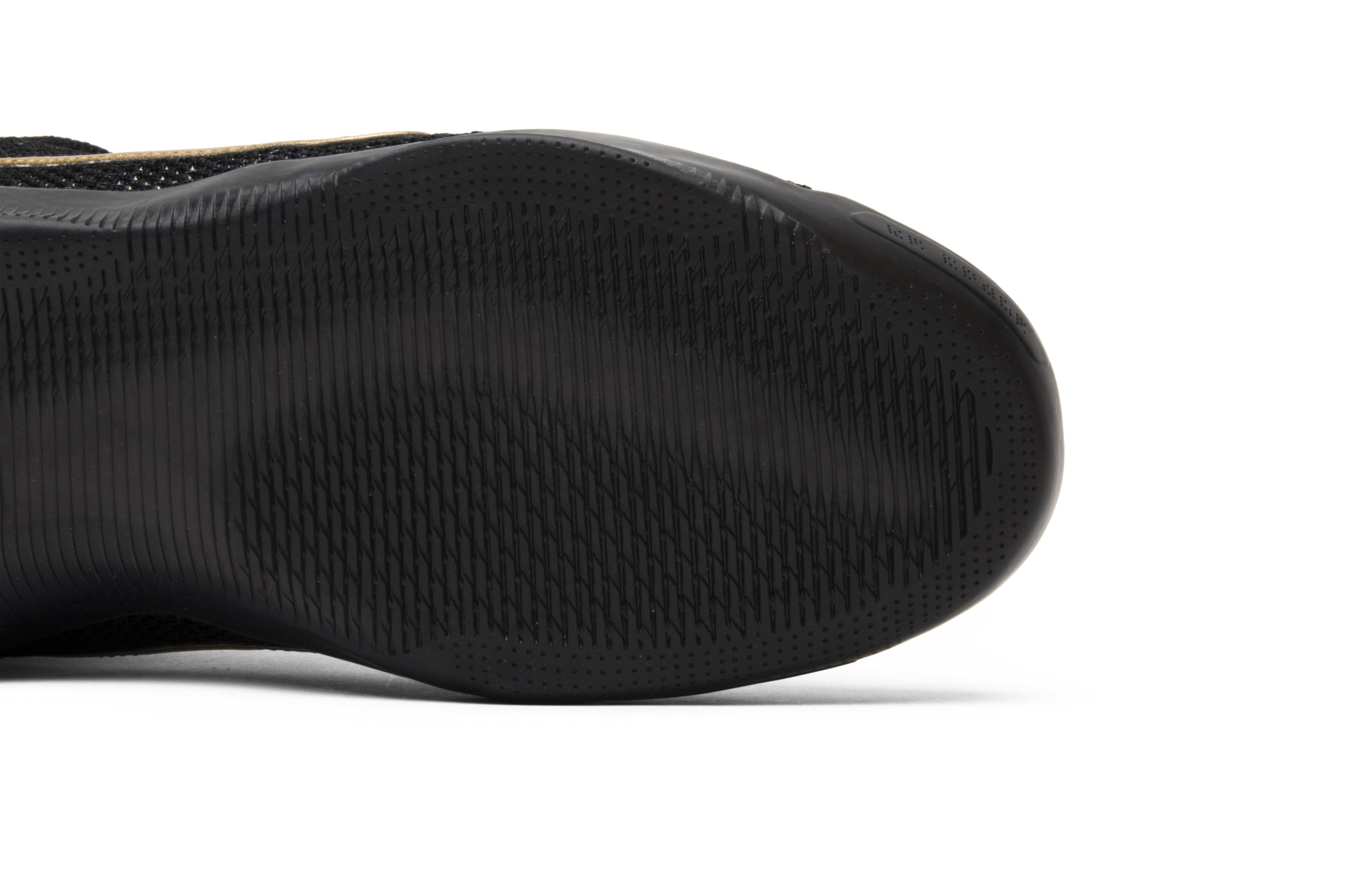 fade to black kobe 11