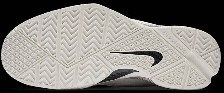 Nike Kobe 1 'Black Mamba Collection Fade to Black' 869451-110 Sizing Nike Kobe 1 'Black Mamba Collection Fade to Black' 869451-110