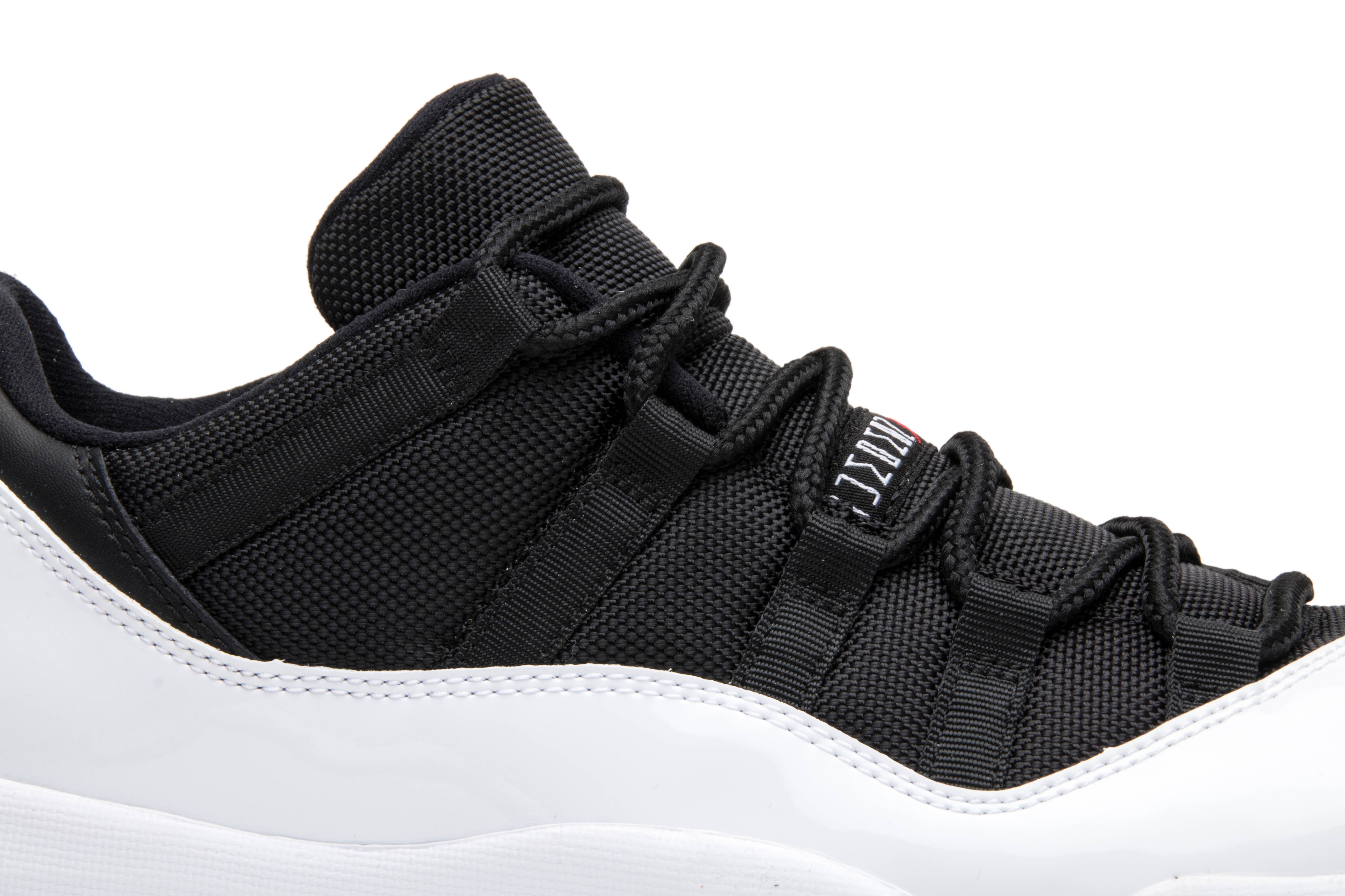 air jordan tuxedo 11