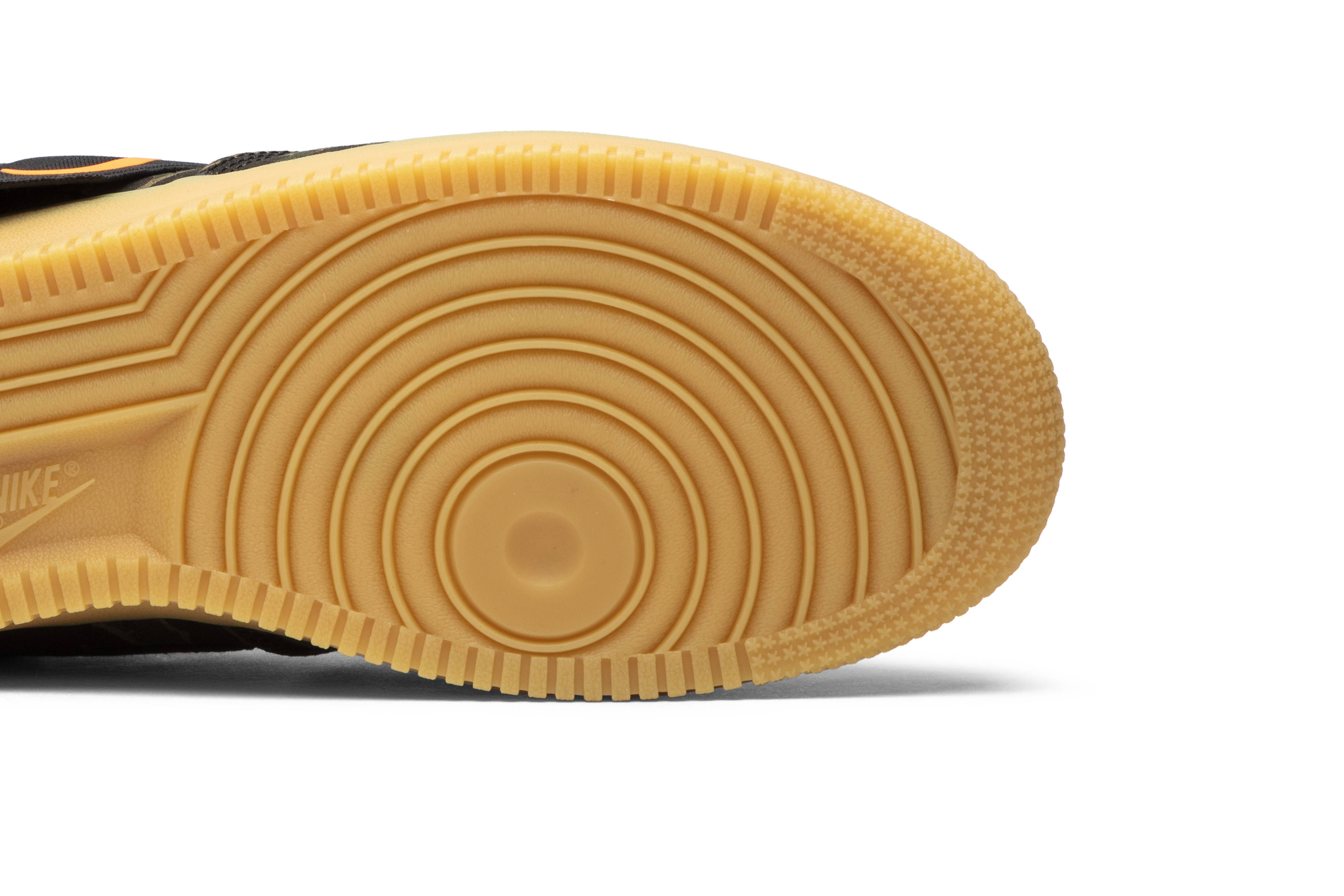 nike air force 1 utility low premium x carhartt wip