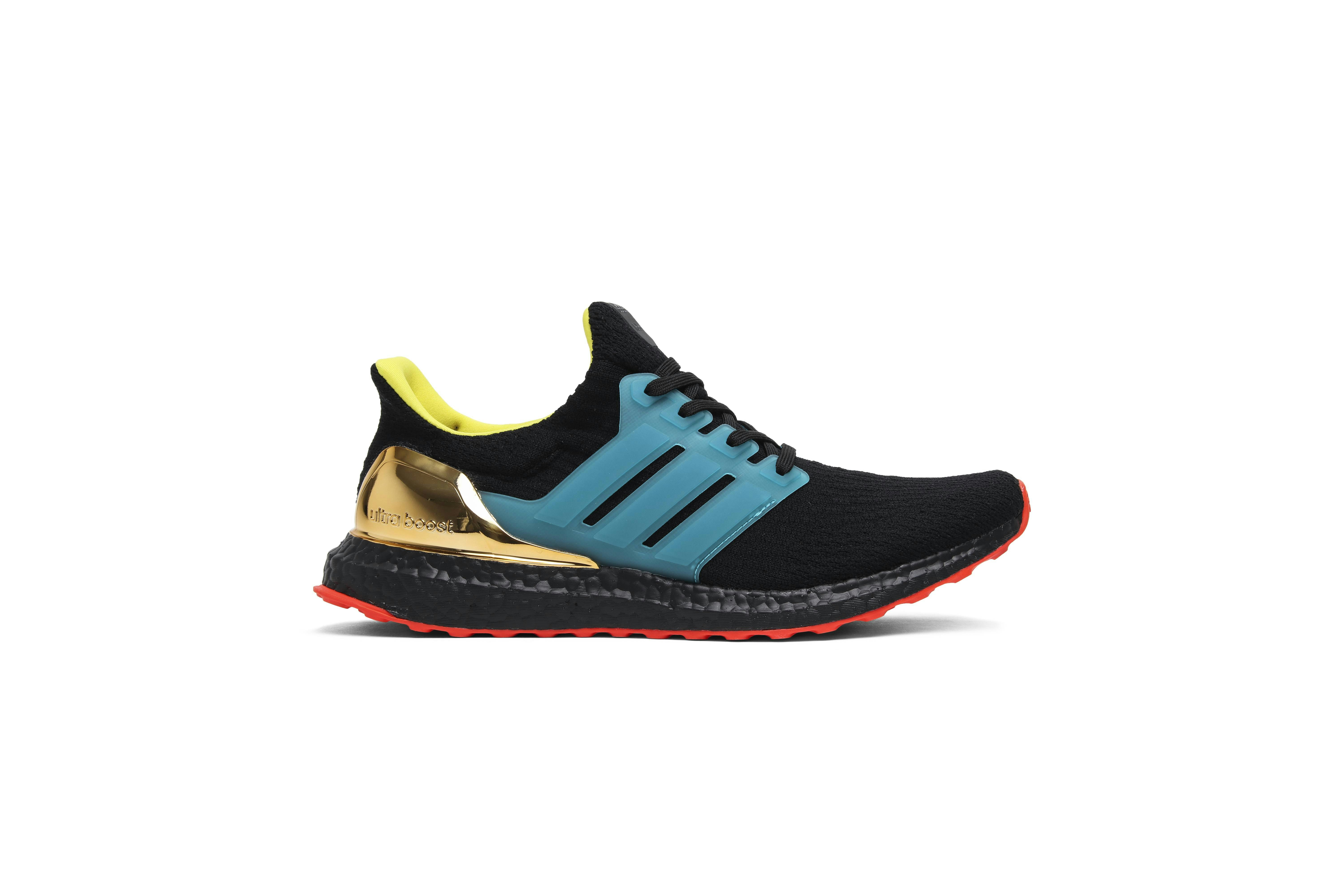 現品限り一斉値下げ! adidas ULTRABOOST END.コラボ限定モデル