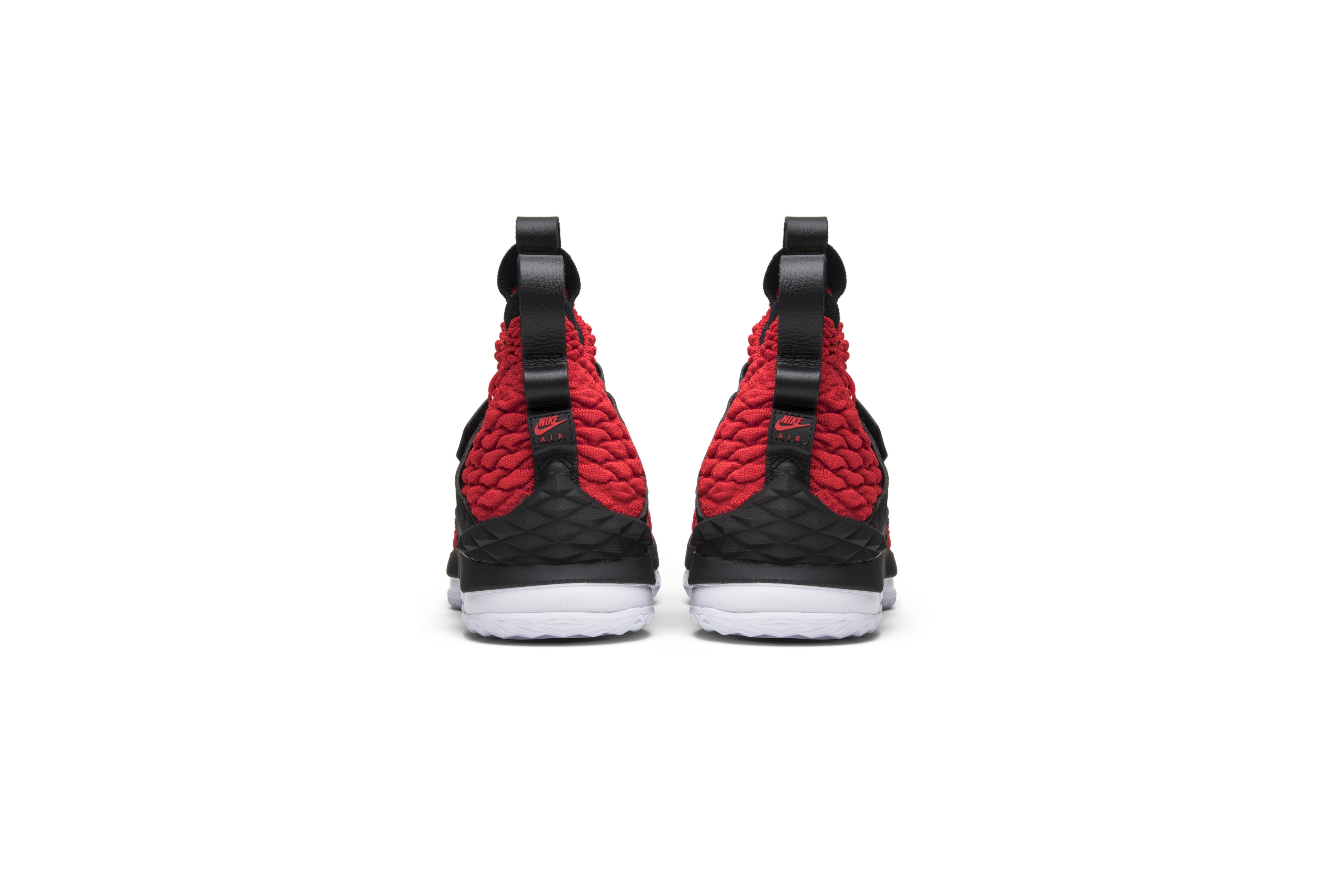 lebron 15 red diamond turf