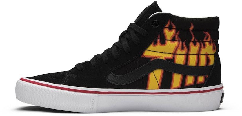 Thrasher x Vans Sk8-Hi Pro 'Thrasher' VN0A347TOTE - Kasut Klasik Lookbook Thrasher x Vans Sk8-Hi Pro 'Thrasher' VN0A347TOTE - Kasut Klasik