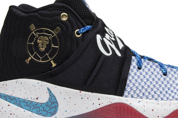 Kyrie doernbecher top