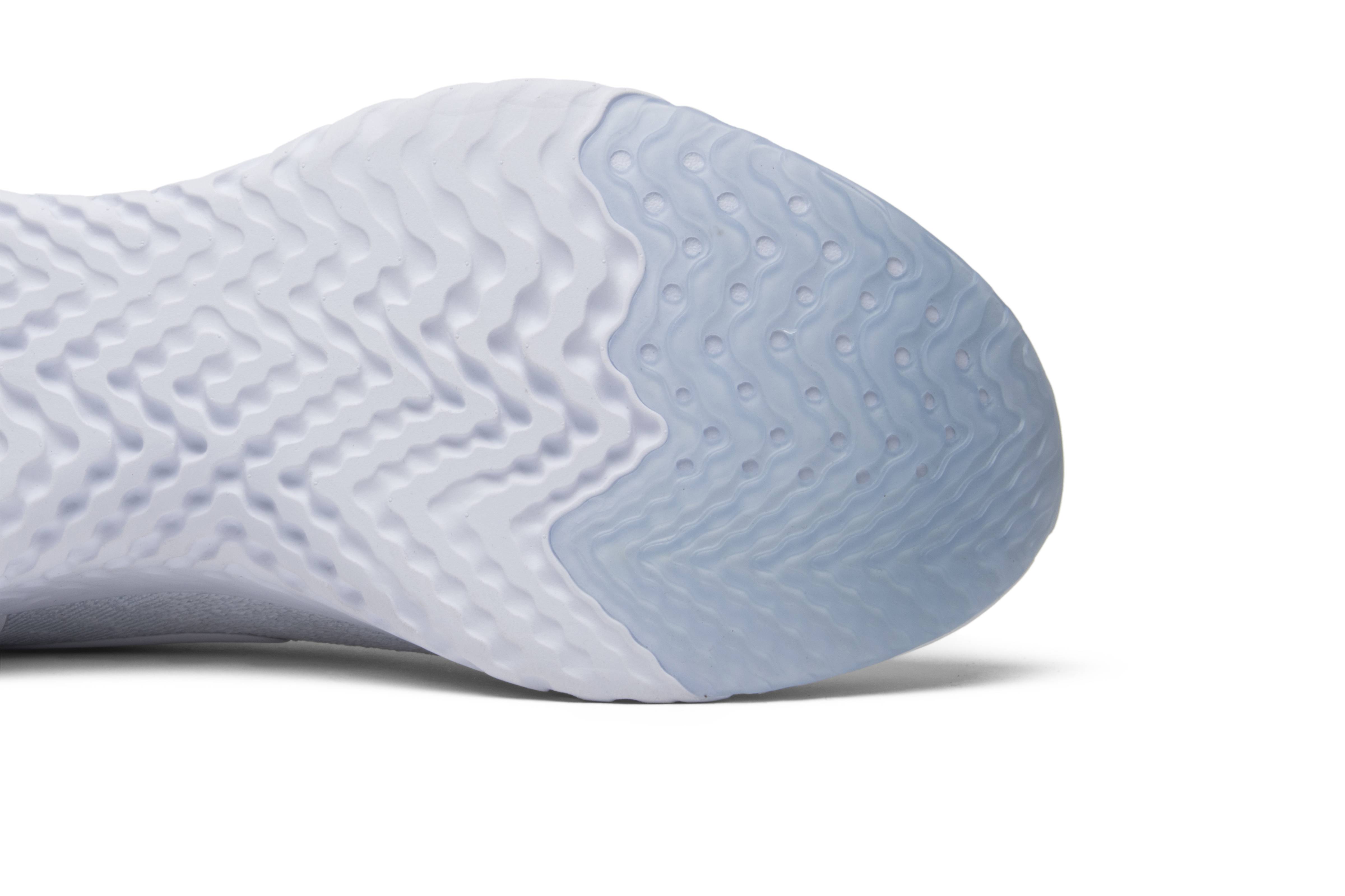 white racer blue nike epic react