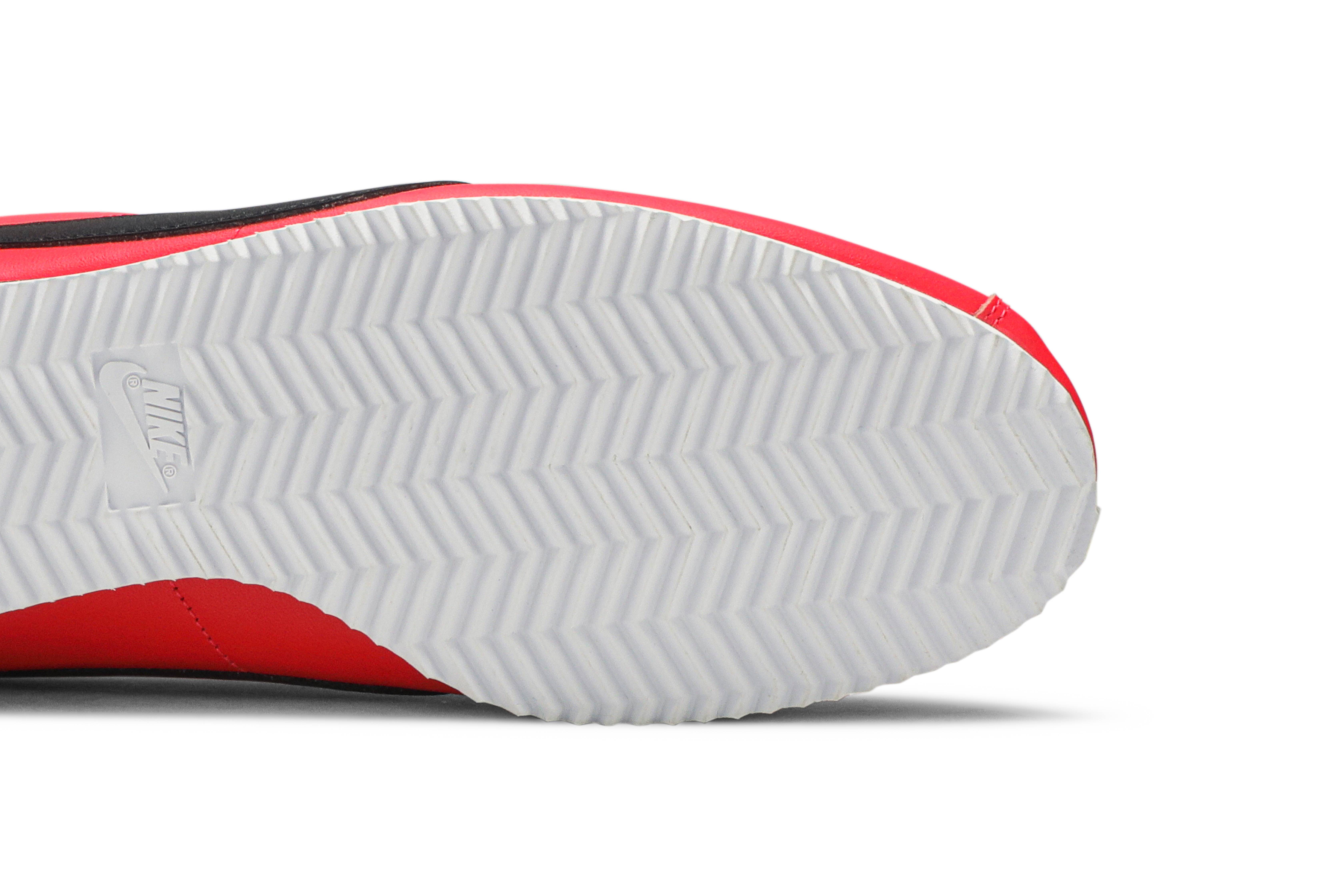 nike cortez overbranding