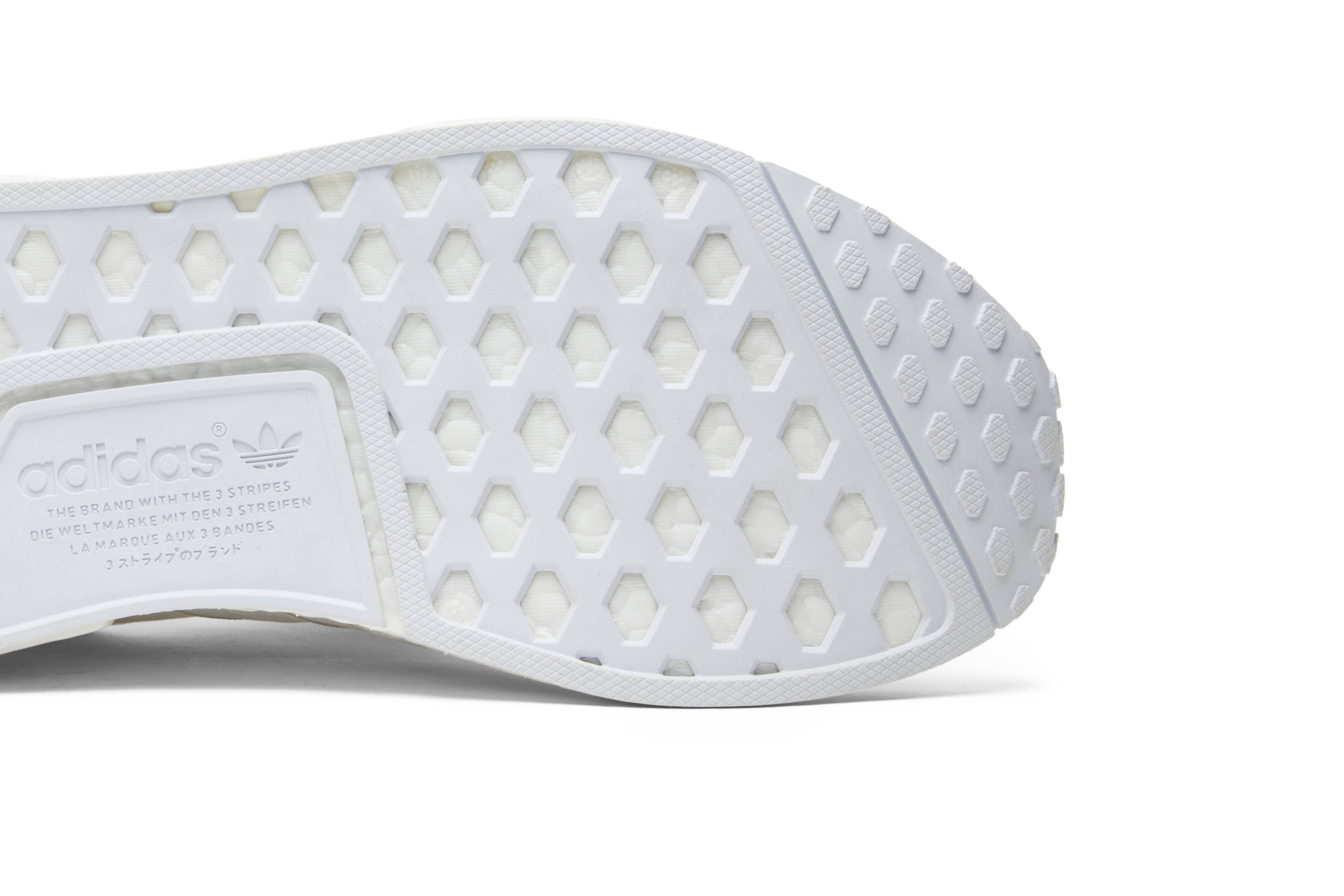 nmd r1 white reflective