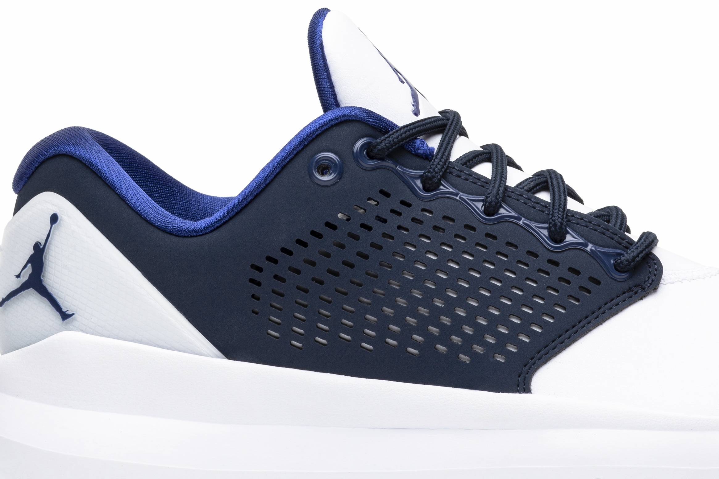 jordan trainer st g white obsidian