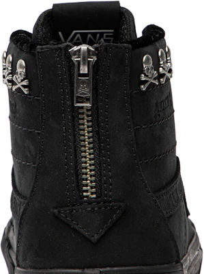 KITH x Mastermind World x Vans Sk8-Hi Reissue Zip LX 'Hitam' VN0A46ZFS5K Sizing KITH x Mastermind World x Vans Sk8-Hi Reissue Zip LX 'Hitam' VN0A46ZFS5K