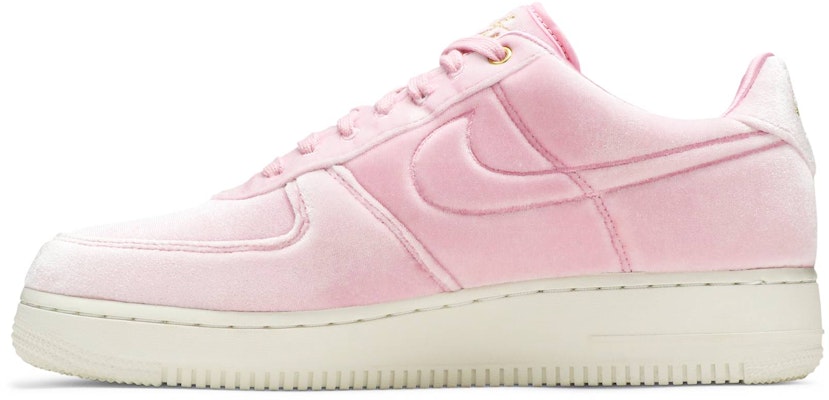 Pink velvet 2025 air force 1