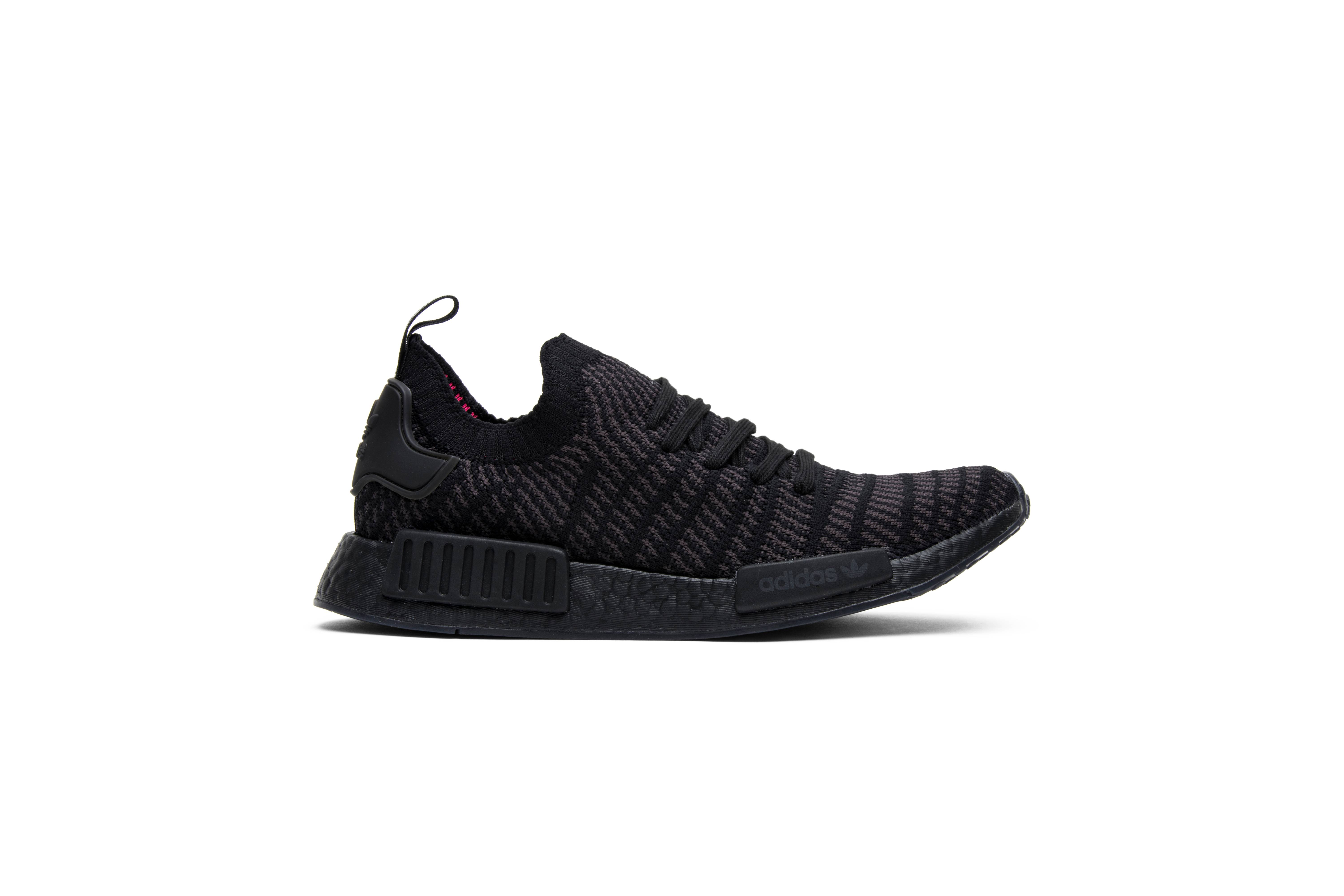 nmd r1 stlt pk triple black