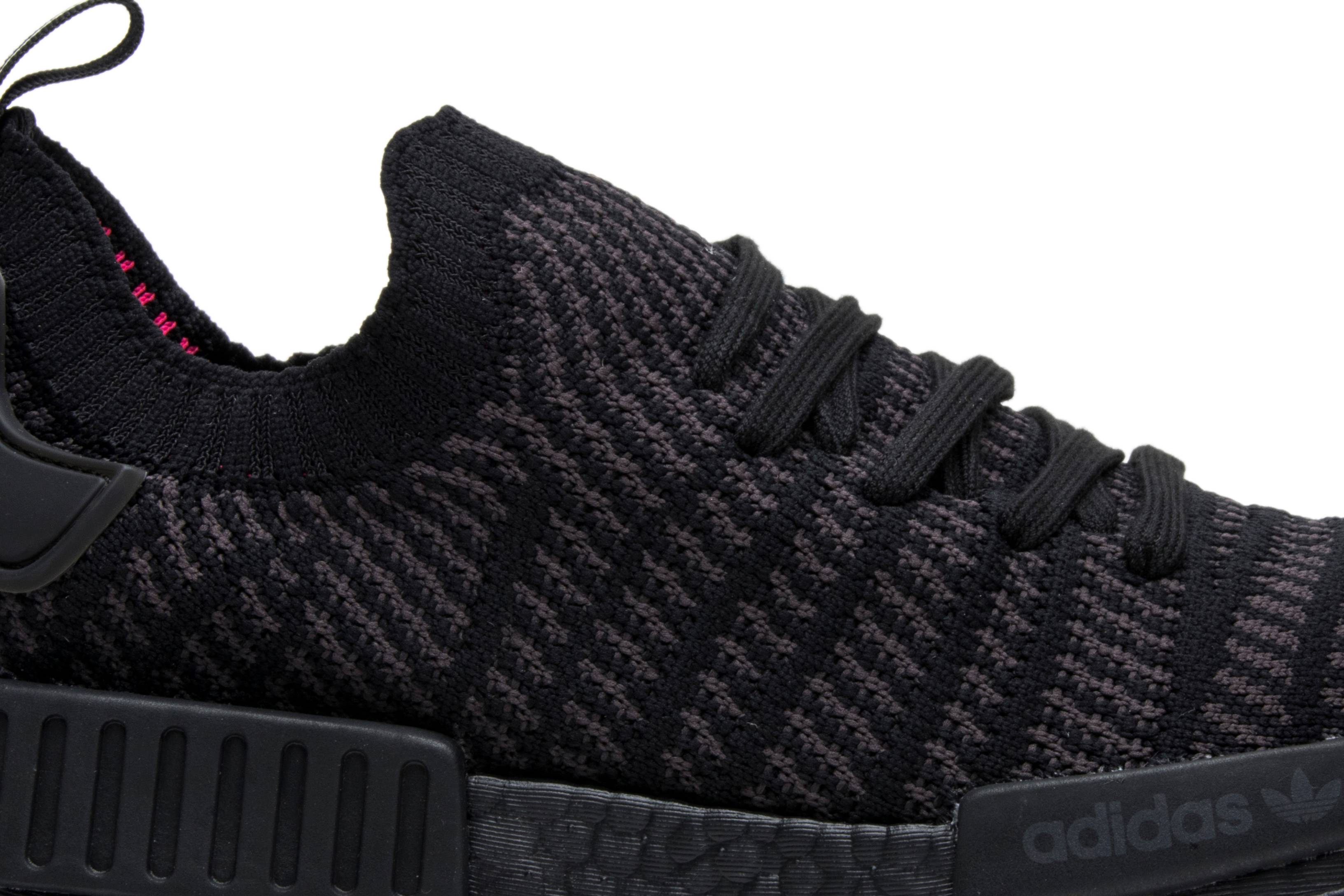 adidas nmd r1 stlt triple black