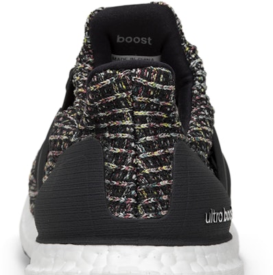 adidas UltraBoost 4.0 'Hitam Karbon NYC Bodegas' CM8110 Sizing adidas UltraBoost 4.0 'Hitam Karbon NYC Bodegas' CM8110