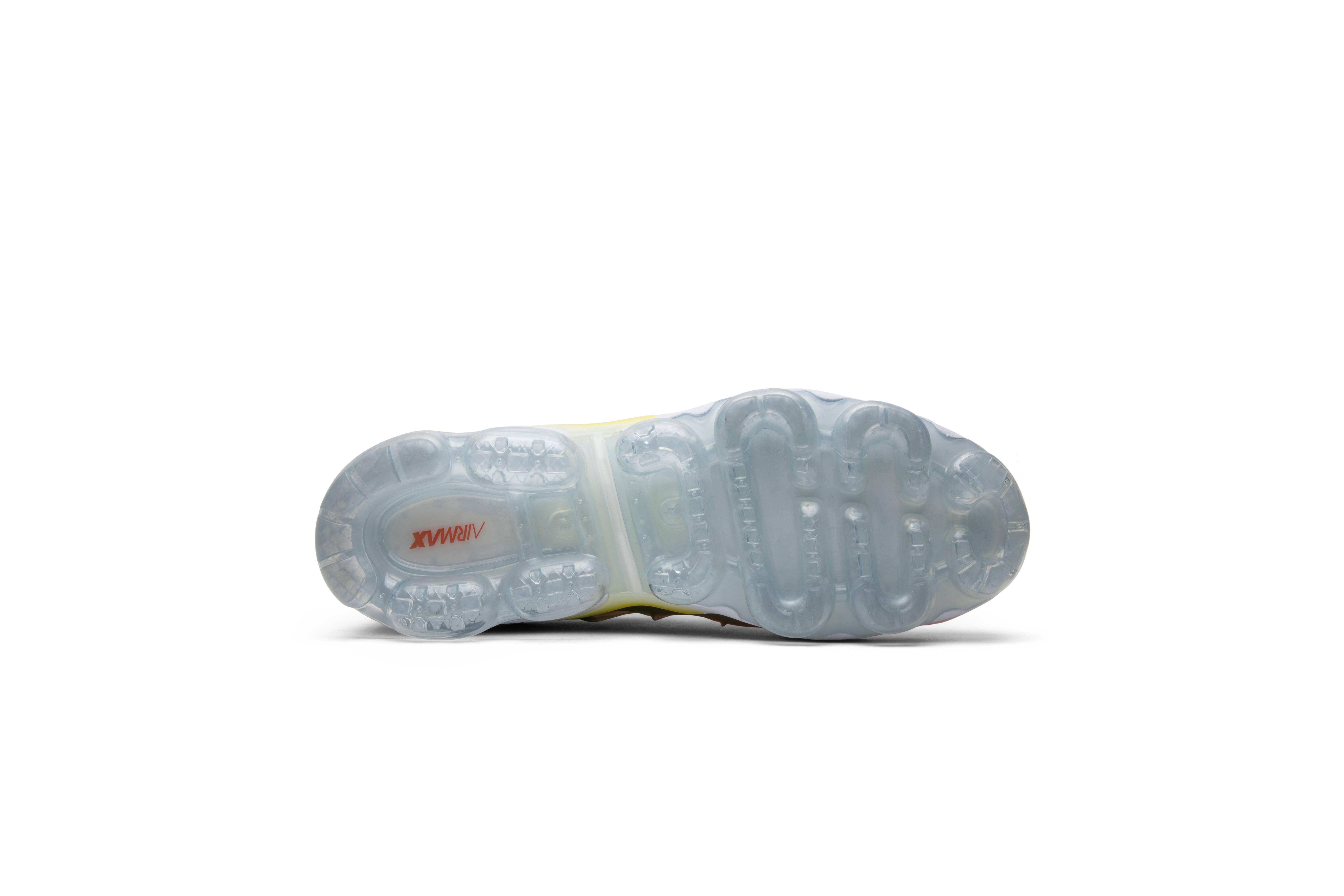 vapormax plus rainbow