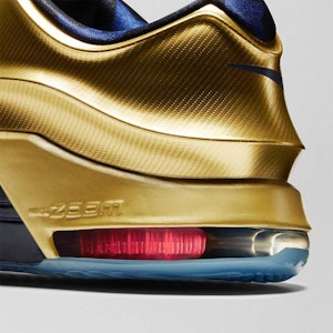 ナイキ KD7 金メダル (Nike KD7 Kin Medaru) 706858-476 Shop ナイキ KD7 金メダル (Nike KD7 Kin Medaru) 706858-476