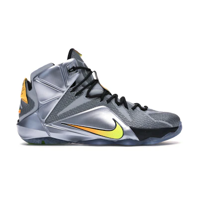 Nike LeBron 12 Flight