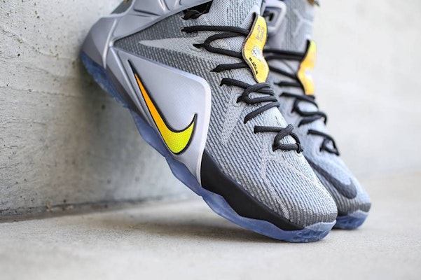 Nike LeBron 12 Flight 684593-080/707781-080 Details for Nike LeBron 12 Flight 684593-080/707781-080