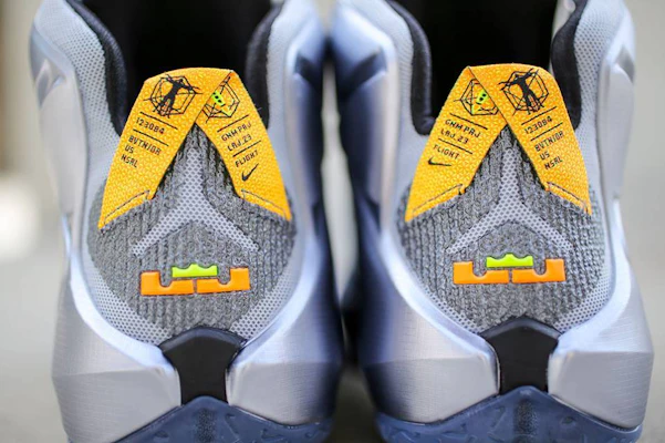 Nike LeBron 12 Flight 684593-080/707781-080 Sizing Nike LeBron 12 Flight 684593-080/707781-080