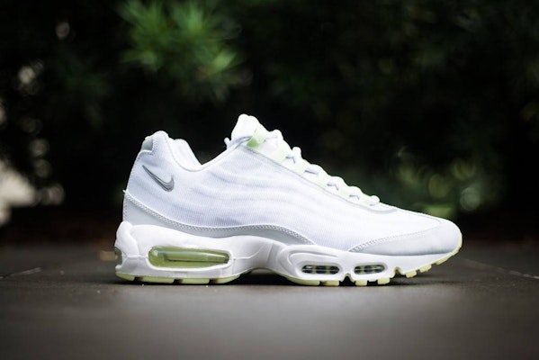 Nike air max thea sales white glow in the dark