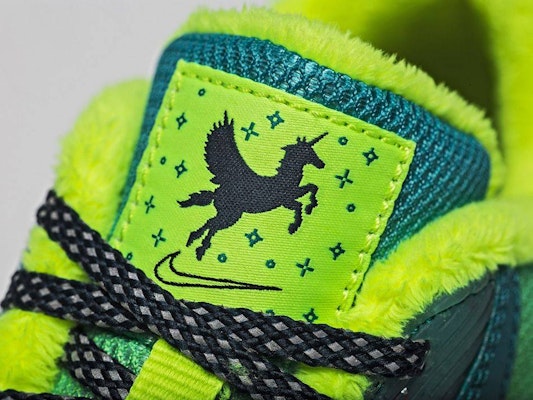 (Women) Nike Air Max 90 'Doernbecher' 2015 838767-374 Lookbook (Women) Nike Air Max 90 'Doernbecher' 2015 838767-374