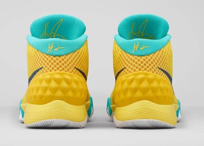 나이키 카이리 1 레터맨 (Nike Kyrie 1 Letterman) 705277-737 Sizing 나이키 카이리 1 레터맨 (Nike Kyrie 1 Letterman) 705277-737