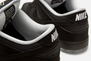 Shop Nike SB Dunk Low Pro '35mm Deck' 504750-066