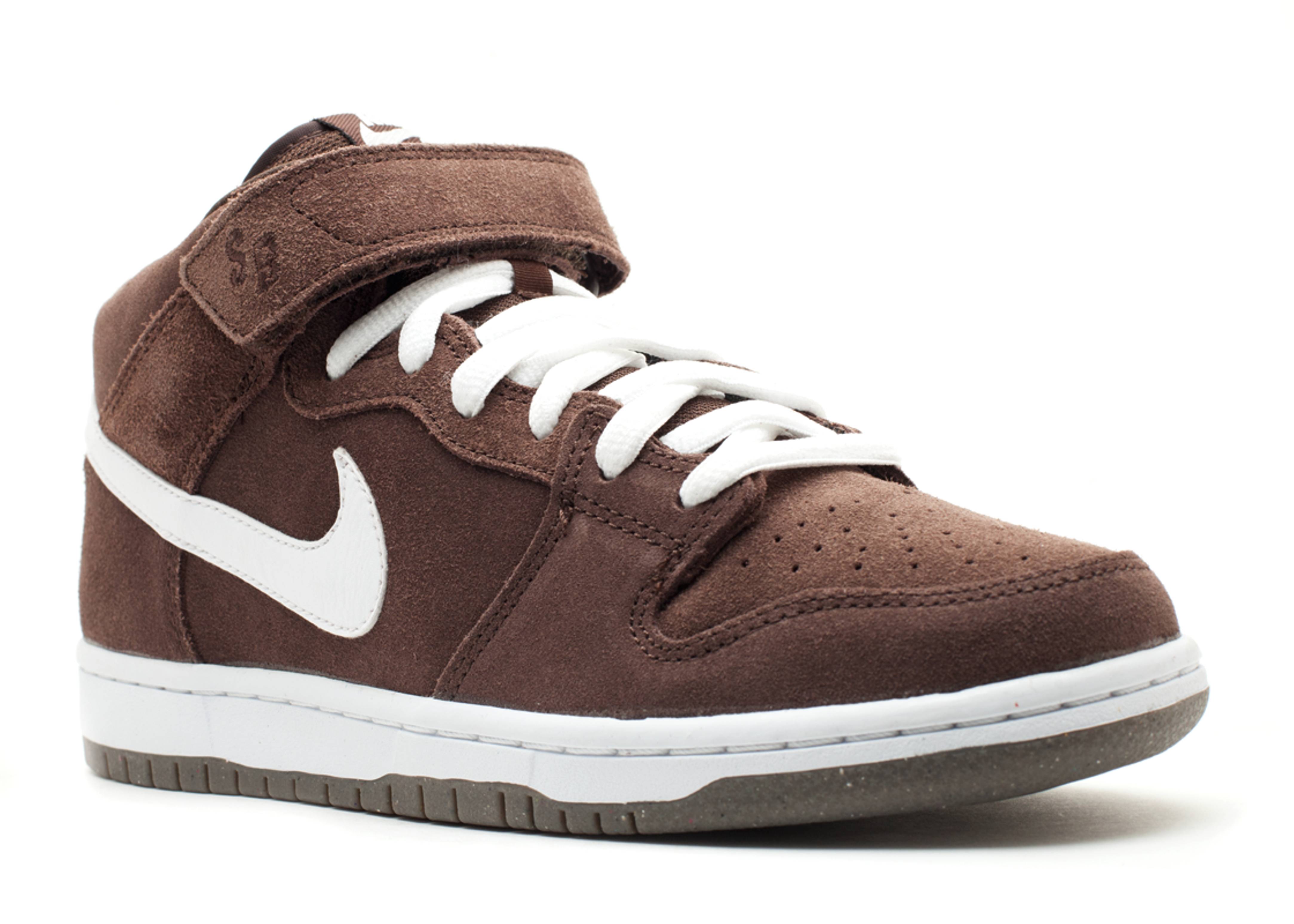 nike sb dunk mid brown