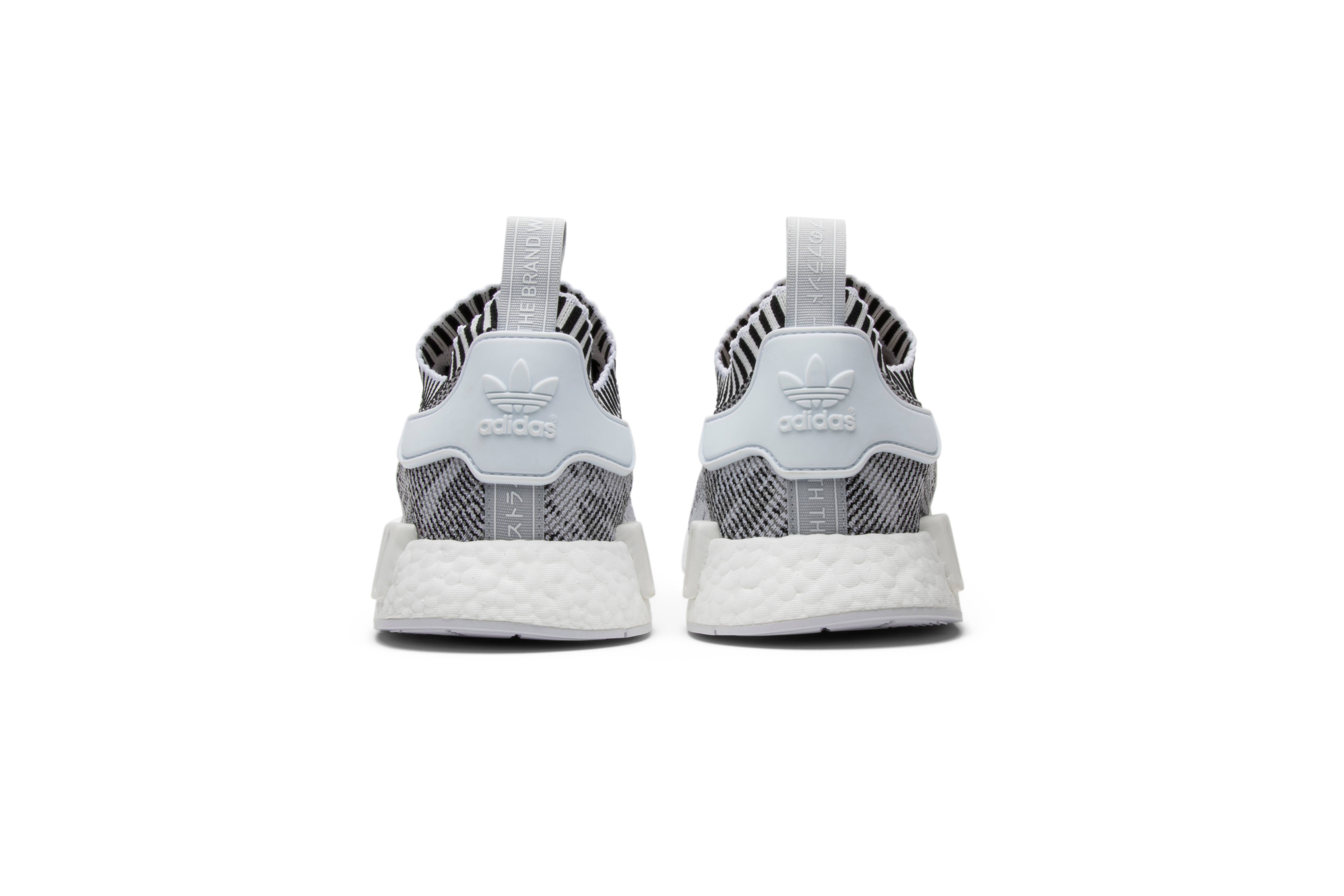 nmd r1 pk oreo