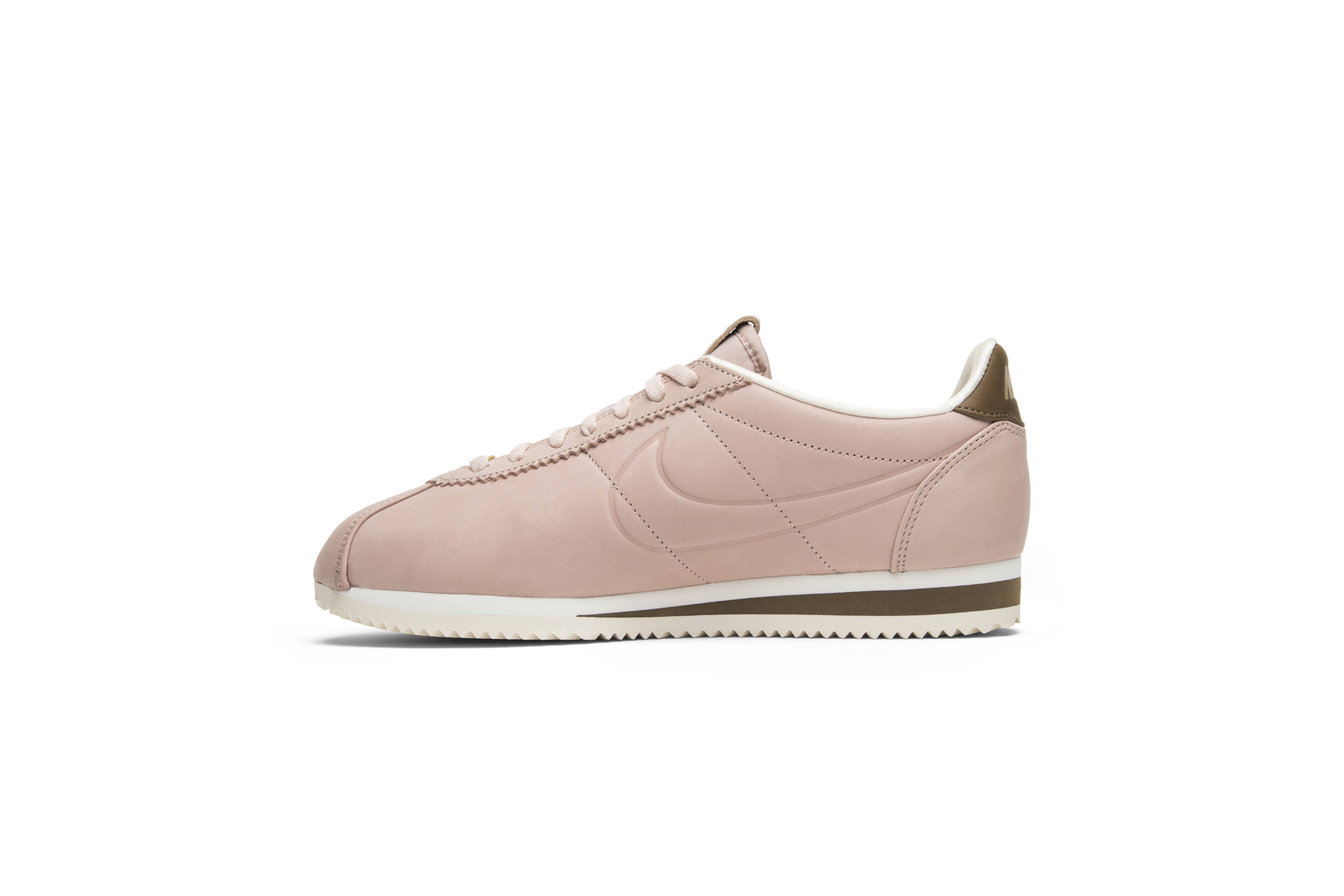 Lookbook （女性）Nike經典Cortez Maria Sharapova LA AR5696-202